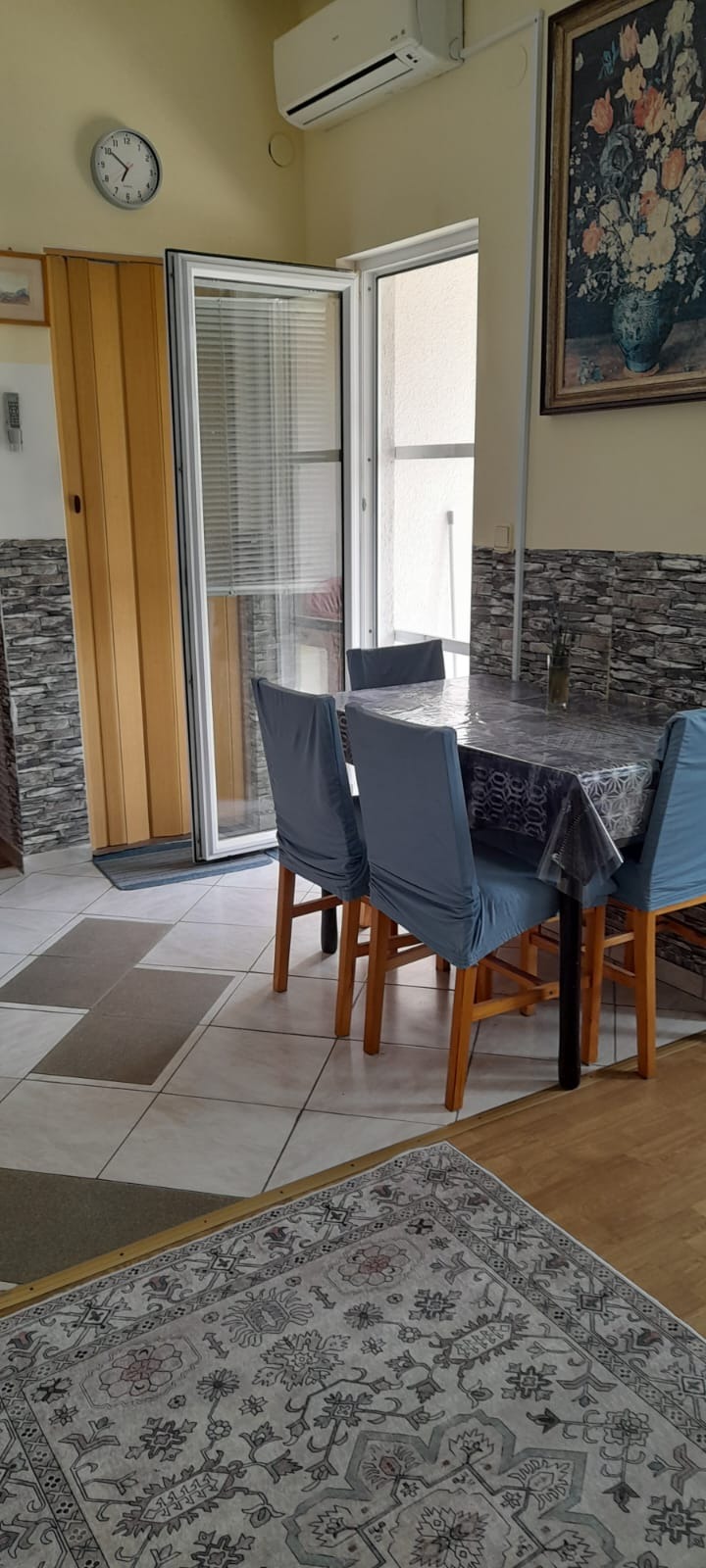 Plavi apartman - blagovaonica i ulaz